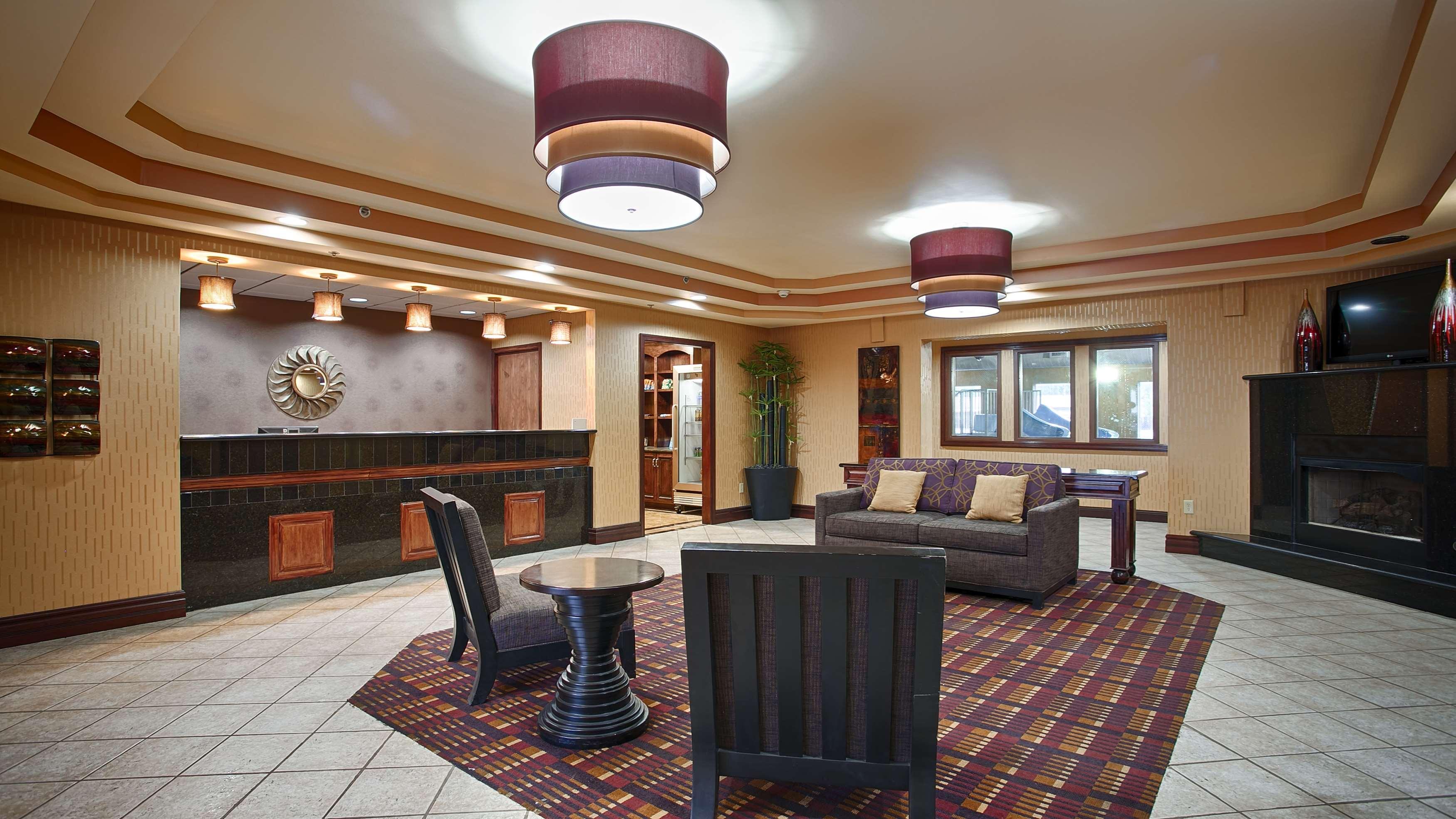 Best Western Plus Midwest Inn & Suites Salina Esterno foto