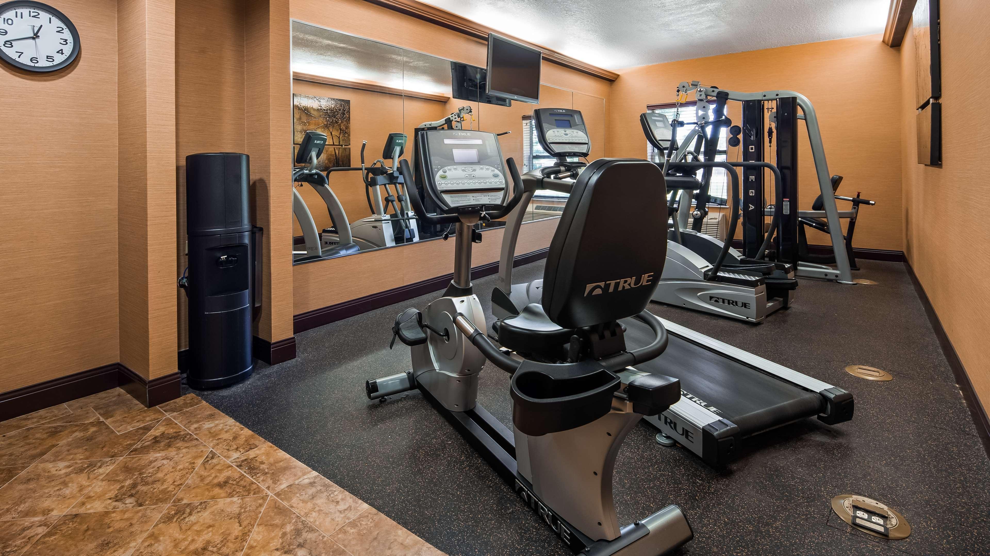 Best Western Plus Midwest Inn & Suites Salina Esterno foto